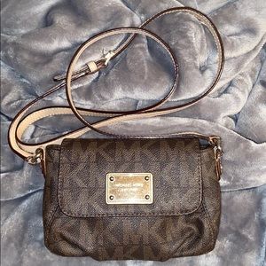 Michael Kors small crossbody purse